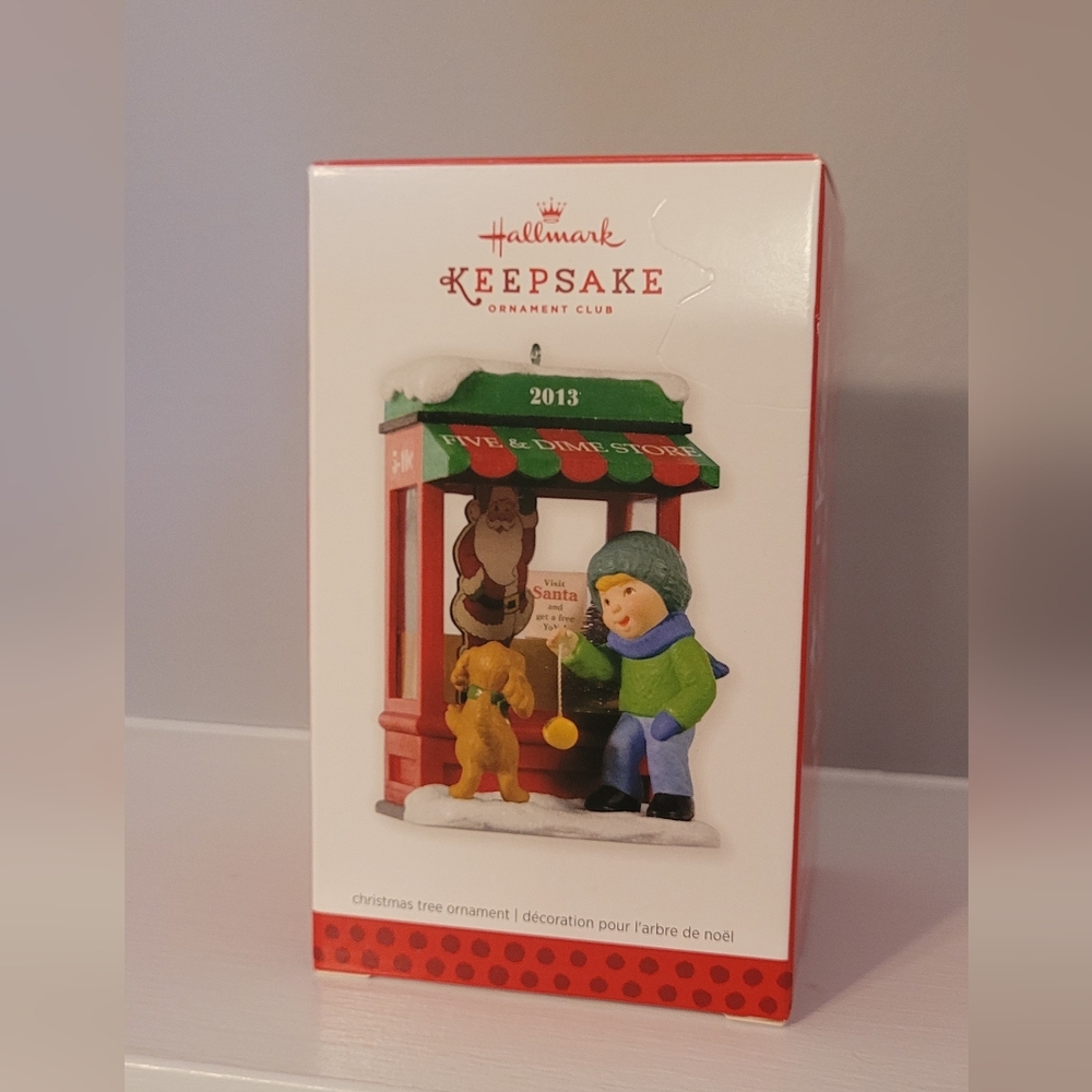 Hallmark Keepsake Christmas Ornament with Green and Blue Details